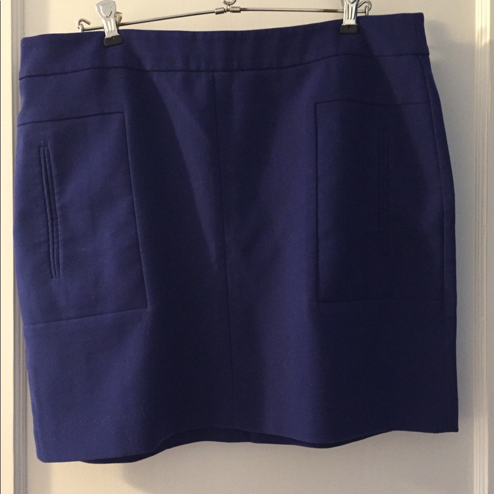 Loft Skirt*FINAL REDUCTION BEFORE SELLING LOCALLY*